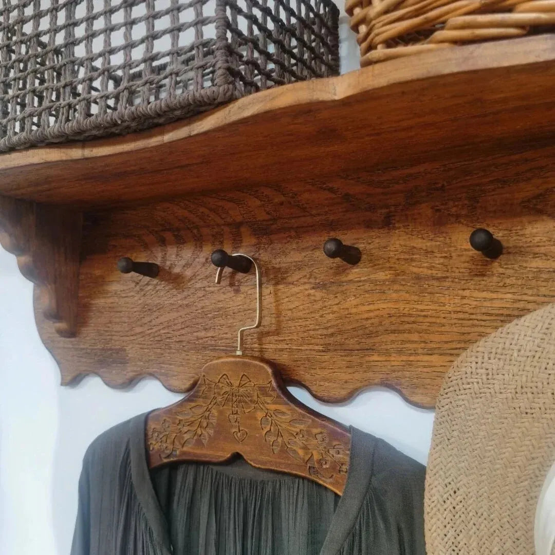 Wandgarderobe Holz Vintage